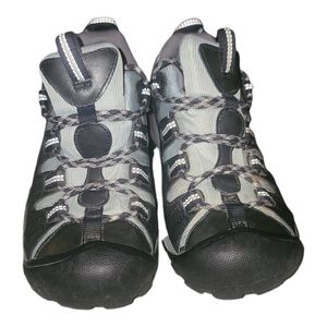 Women's Keen hiking boots, size 7.5